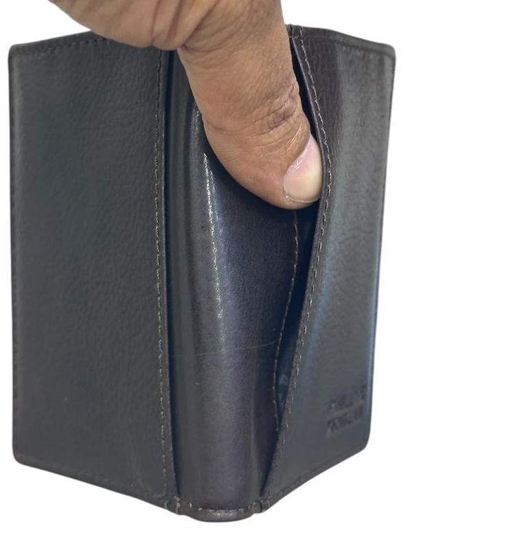 Signiture collection's  Men’s Original Leather Wallet - RFID Protection